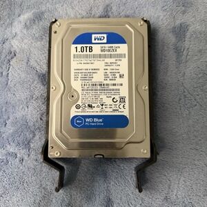 Western Digital 1.0  TB Sata / 64 Cache WD10EZEX Hard Drive